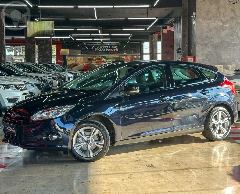 FOCUS 1.6 SE 16V FLEX 4P MANUAL - 2015 - CAXIAS DO SUL